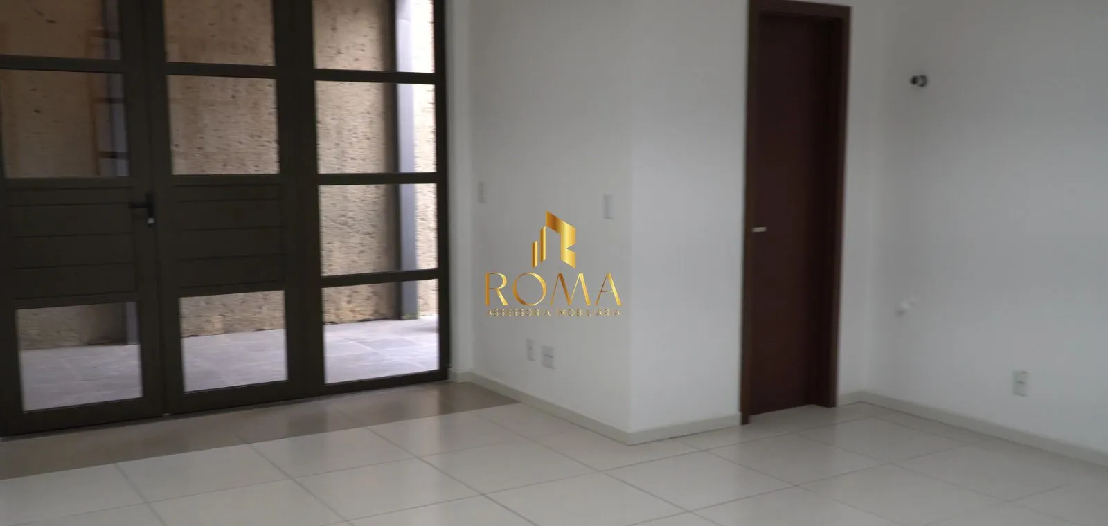 Imagem Sala Comercial 1 dormitórios à venda Nossa Senhora das Dores Santa Maria/RS