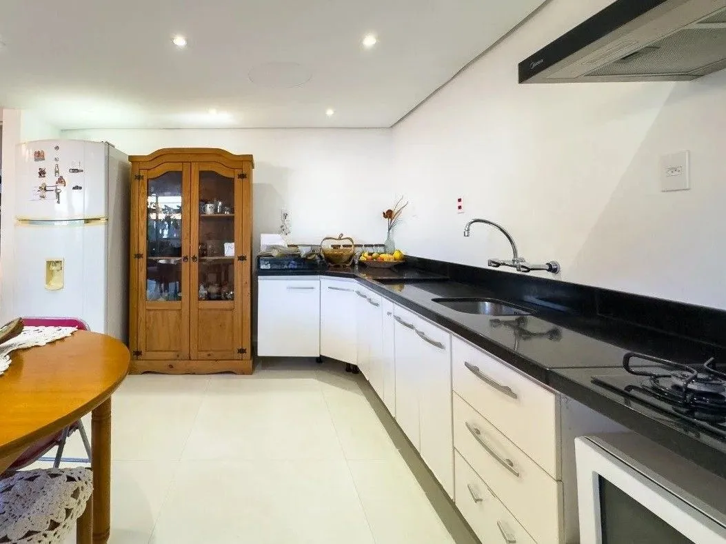Imagem Casa Condominio Bairro Tristeza - 218m², 3 dormitórios, sendo 1 suites, 2 vagas!!