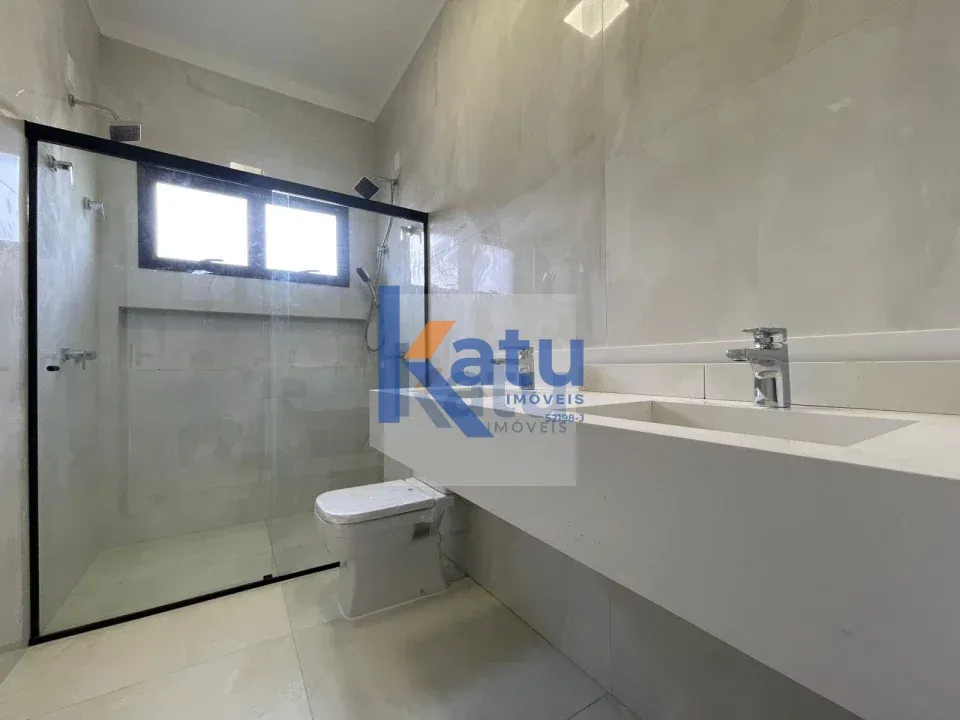 Imagem CASA À VENDA NO BAIRRO ELOY CHAVES - CONDOMÍNIO RESERVA ERMIDA - JUNDIAÍ/SP

Imóvel com 196 m² ...