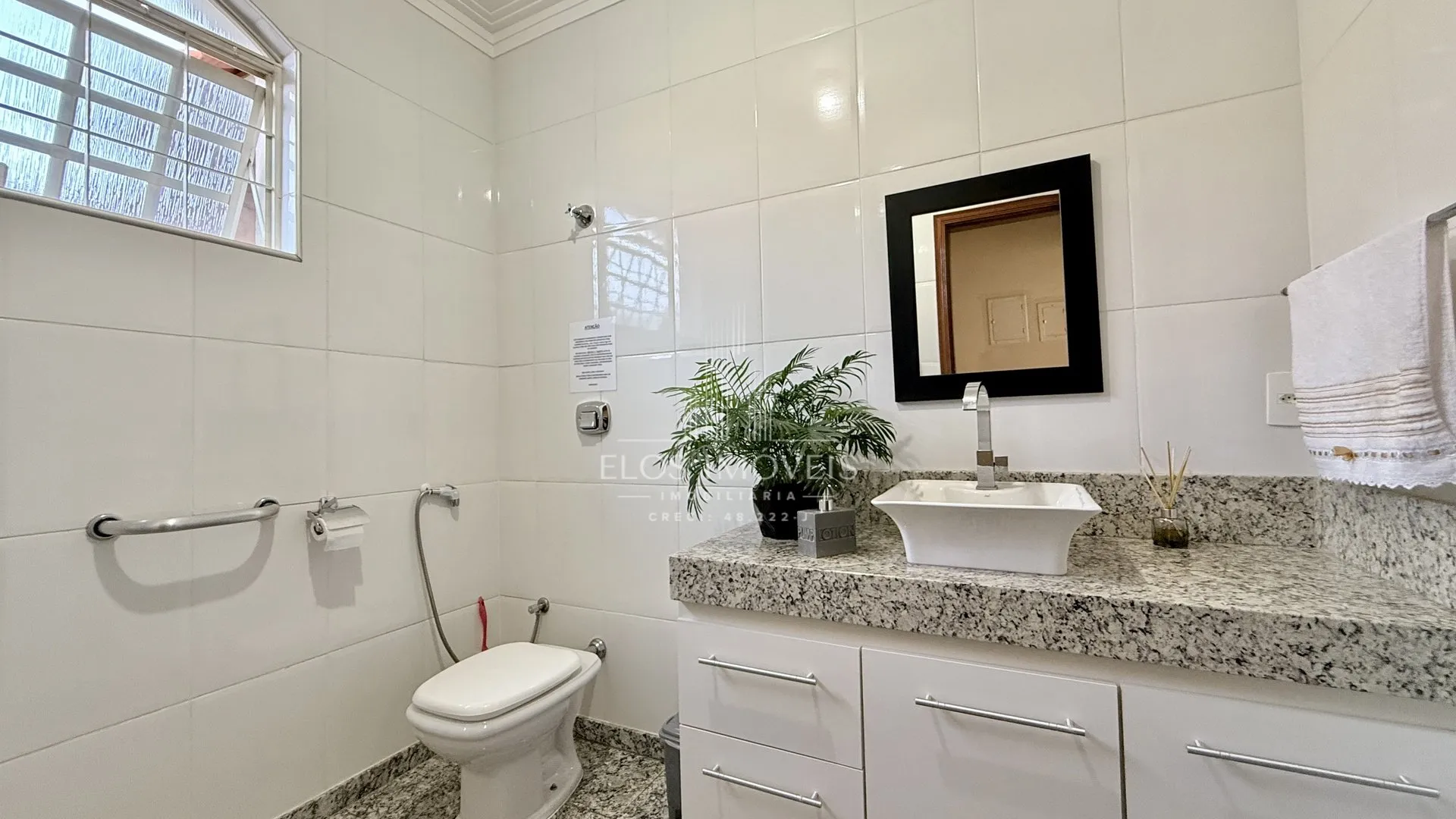 Imagem Sobrado de 5 quartos, 298m² no bairro Jardim Nova Europa, em Limeira
