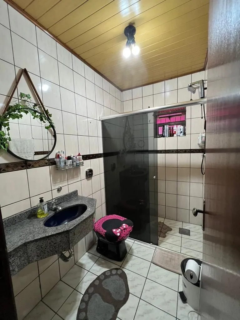 Imagem Casa a venda, 3 Quartos, sendo 1 Suíte, Bairro centro Canoas