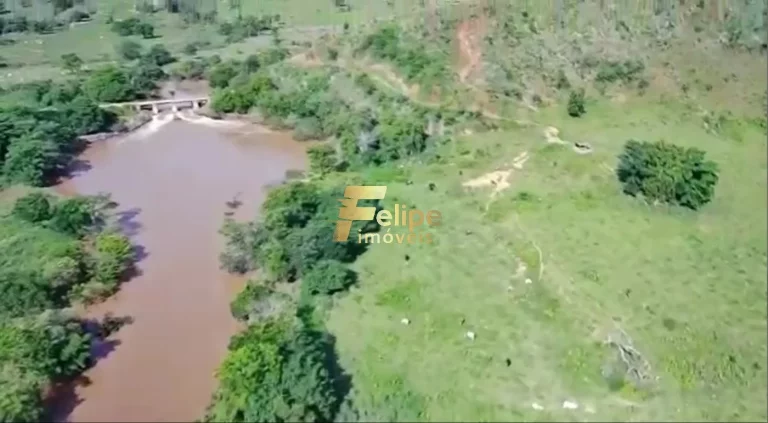 Imagem MARAVILHOSA FAZENDA RICA EM ÁGUA PRÓXIMO A GOVERNADOR VALADARES.