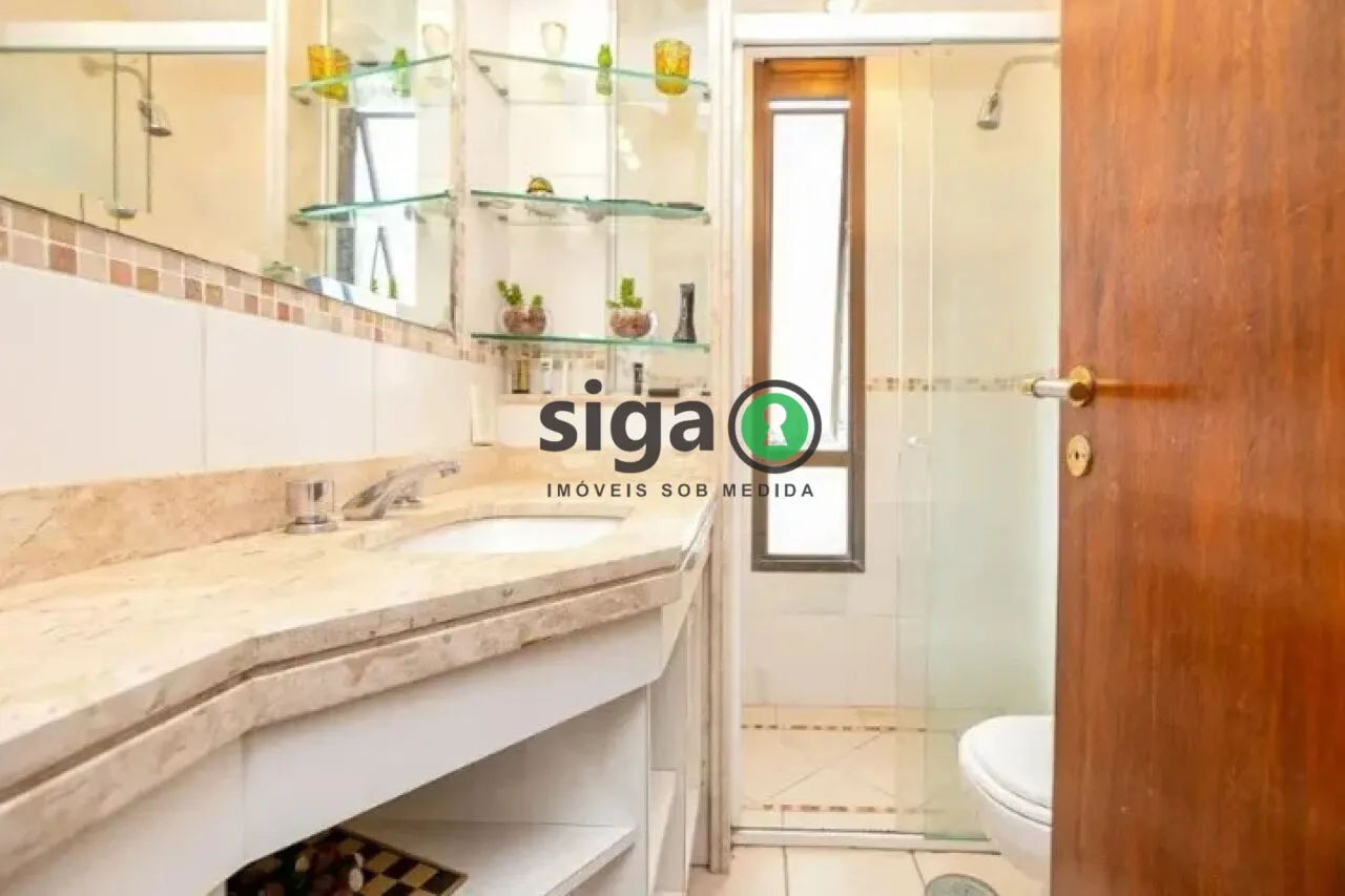 Imagem Apartamento no Itaim disponível para venda ou locação, de 225 m2, 3 quartos e 2 vagas.