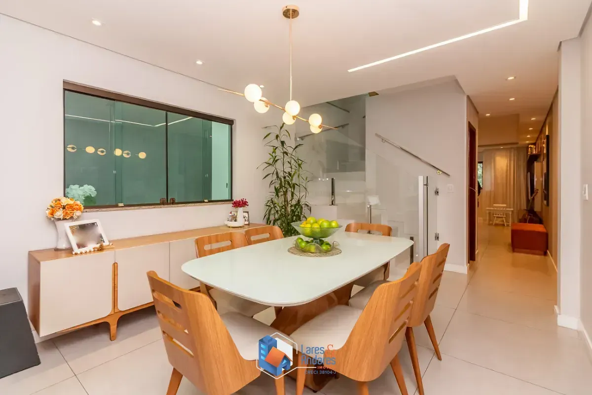 Imagem Sobrado para venda em City Pinheirinho com 3 quartos, sendo 1 suíte, 153m²