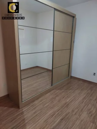 Imagem Apartamento na Ponta da praia com 3 dormitórios e 162m²