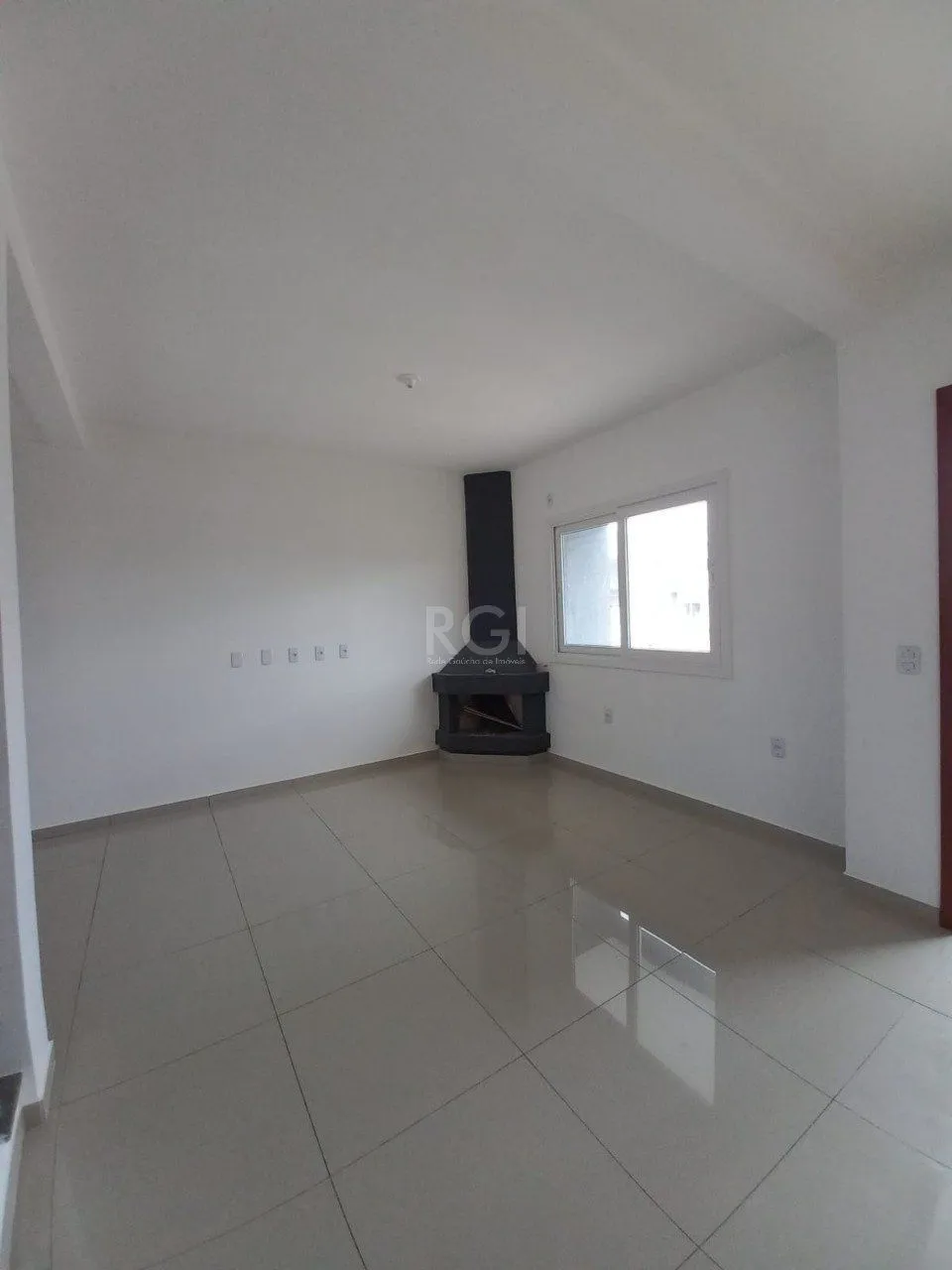 Imagem Sobrado no Bairro Aberta dos Morros - 3 Dormitórios