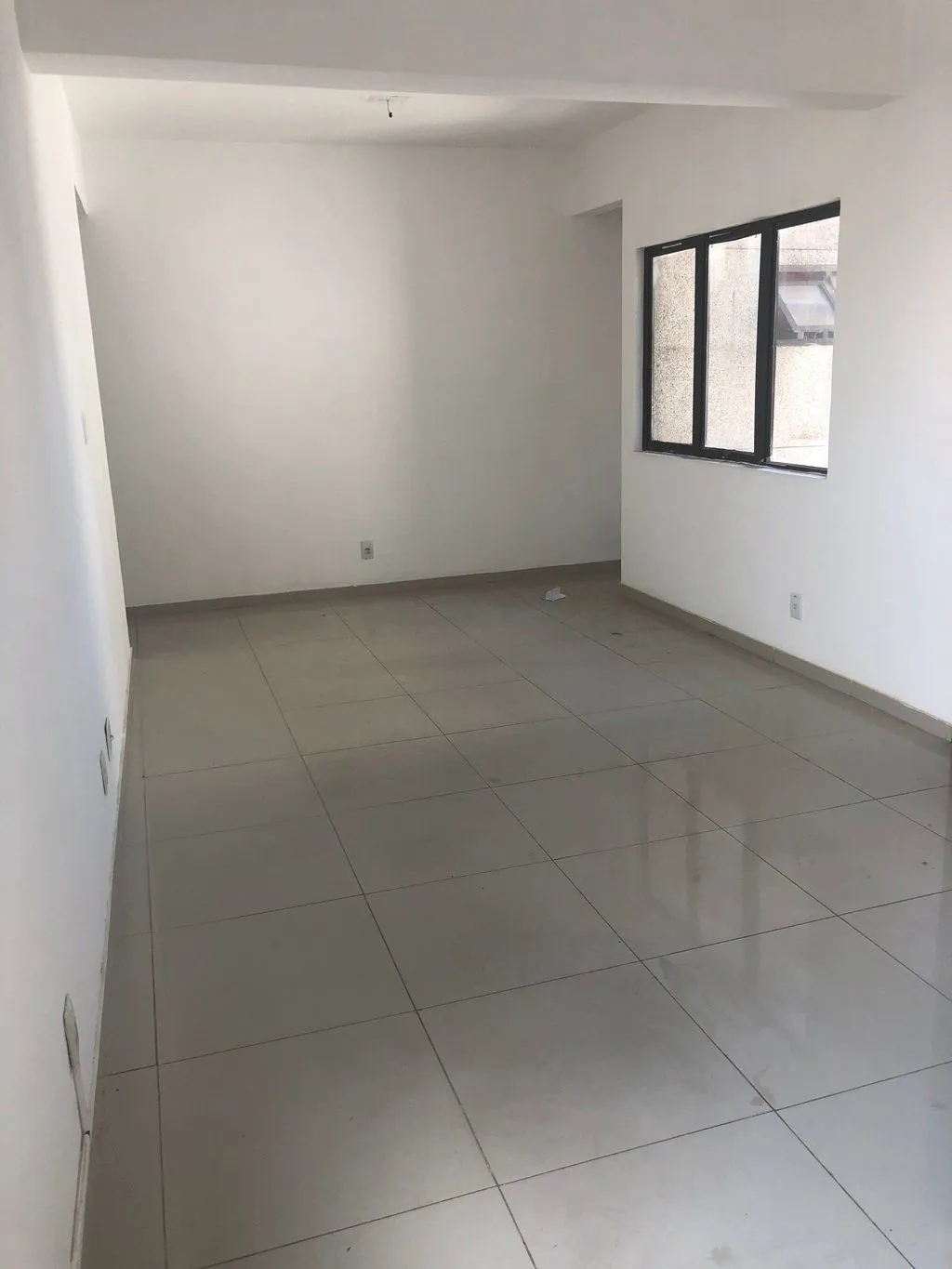 Imagem Sala Comercial em Floresta