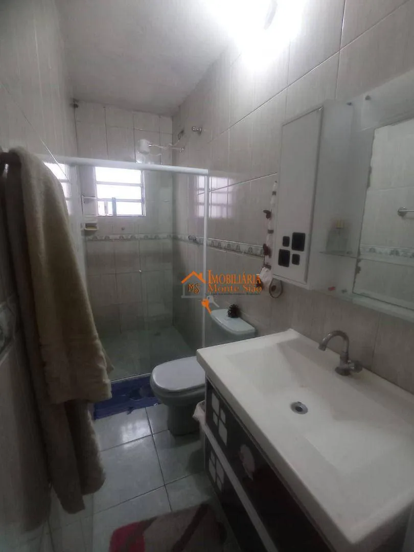 Imagem Sobrado com 4 dormitórios à venda, 230 m² por R$ 424.000,00 - Bela Vista - Guarulhos/SP