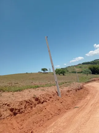 Foto do imóvel Terreno à Venda, 600 m² em Praça Três Poderes, 0 - Centro, Atibaia - SP