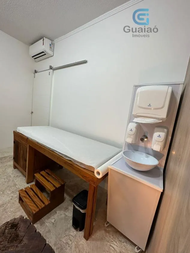 Imagem Vendo Ampla Sala comercial de 45mts na Encruzilhada em Santos