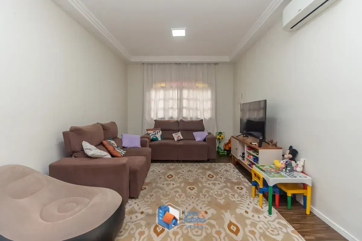 Imagem Casa para venda em Parque São Domingos com 3 quartos, sendo 3 suítes, 222m²