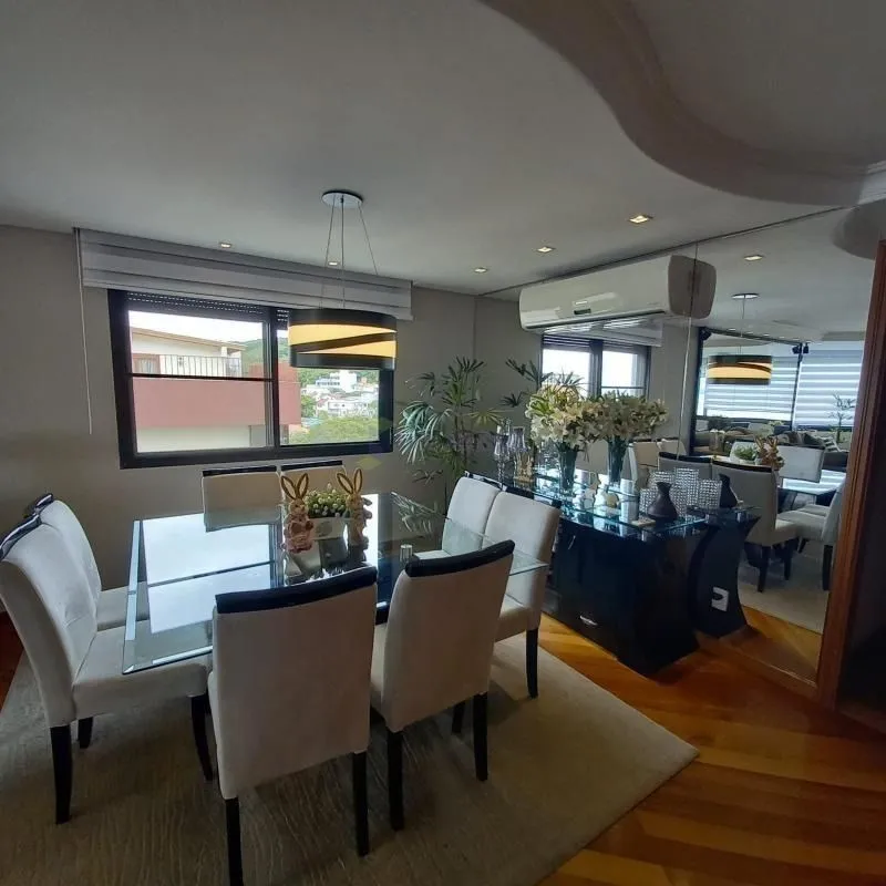 Imagem Apartamentos com 3 Dormitórios
