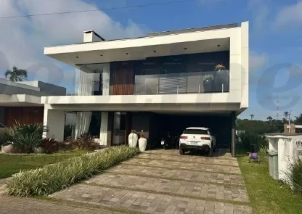 Foto do imóvel Casa 3 suítes para Locação Anual em Torres