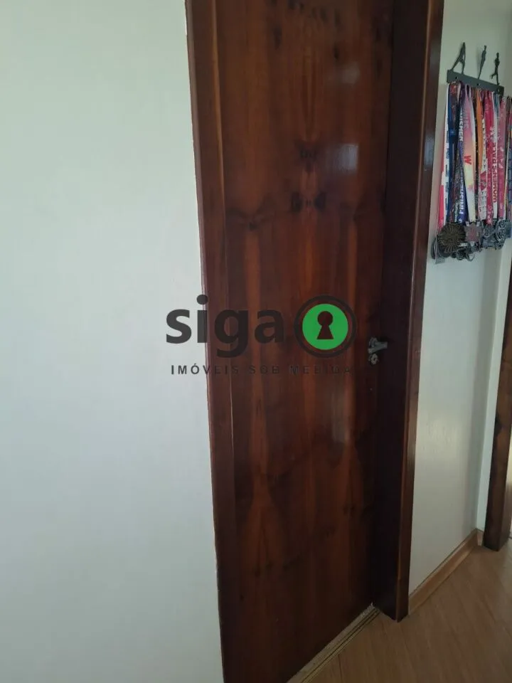 Imagem CASA SOBRADO COM 3 QUARTOS PARA VENDA INTERLAGOS