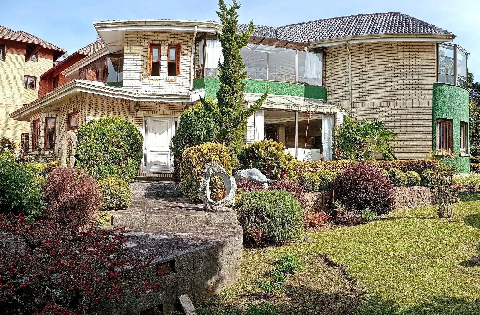 Casa em Canela, Alto Padrão, Mobiliada 390m2