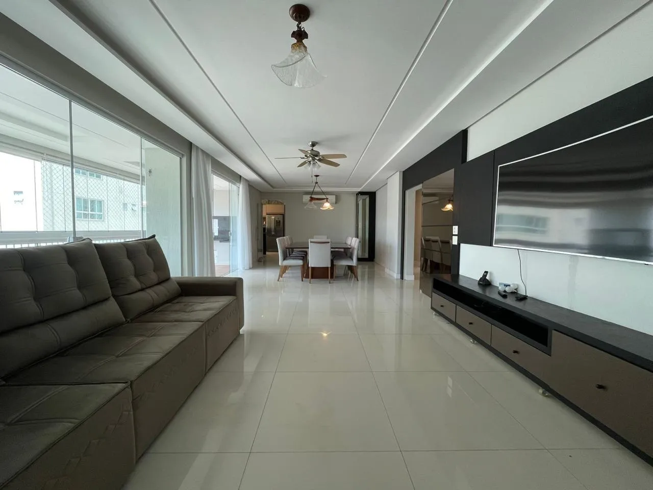 Imagem Apartamento à venda com 228m2 por R$ 3.500.000,00