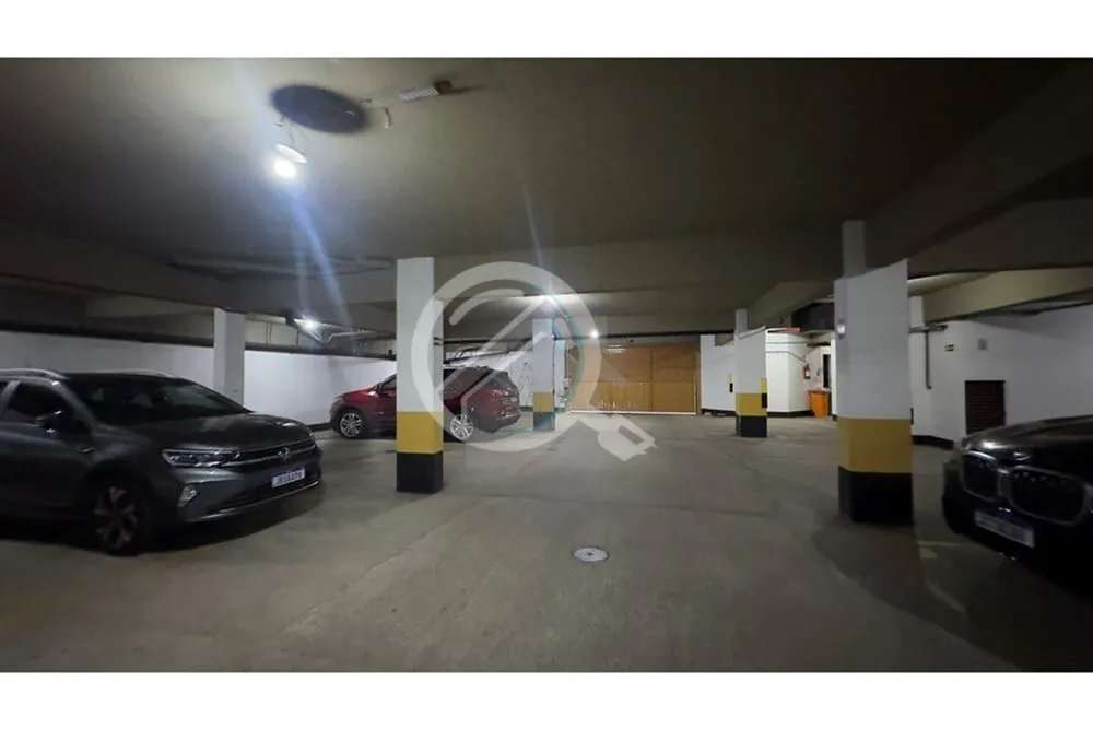 Imagem No Bairro Petrópolis, na Avenida Carlos Gomes,281 sala comercial, 45m² , desocupado, com recepçã...
