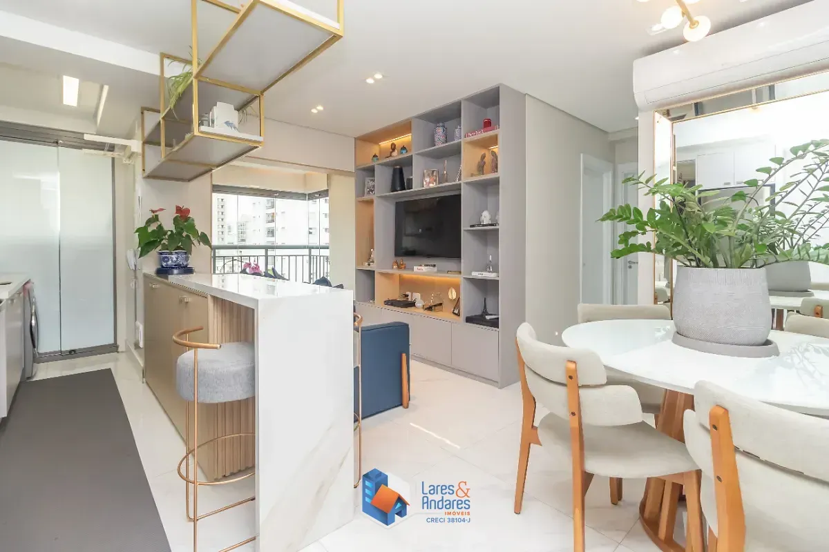 Imagem Apartamento para venda em Moema com 2 quartos, sendo 1 suíte, 54m²