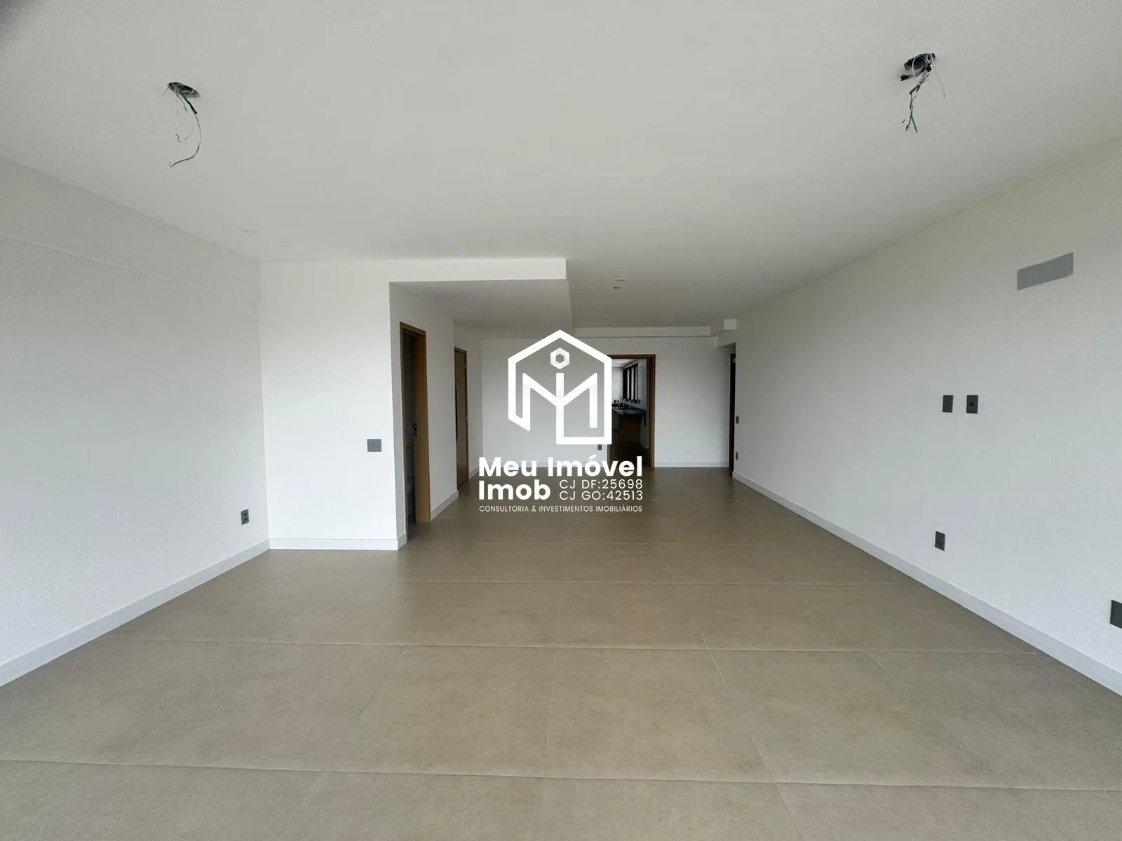 Imagem Apartamento 4 Quartos 4 Suítes 3 Vagas 191m² Águas Claras/DF