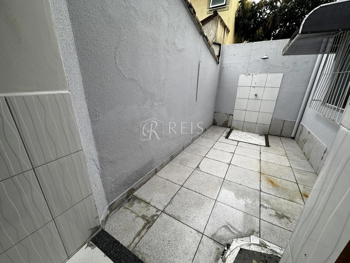 Imagem Casa para Venda em Rio das Ostras, Extensão do Bosque, 2 dormitórios, 1 banheiro, 1 vaga