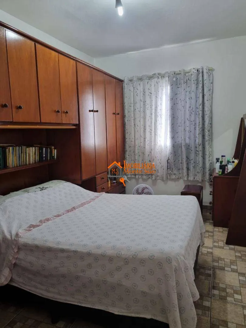 Imagem Sobrado com 3 dormitórios à venda, 132 m² por R$ 690.000 - Jardim Moreira - Guarulhos/SP