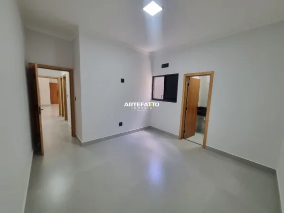 Imagem Apartamento Santa Lúcia, 2 dorm. sendo 1 suíte, 2 vagas de garagem.