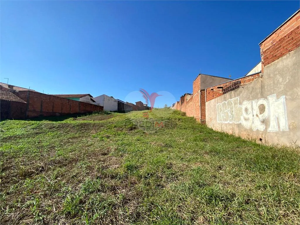 Imagem Lote/Terreno de 2061m² no bairro Jardim Príncipe, em Lençóis Paulista