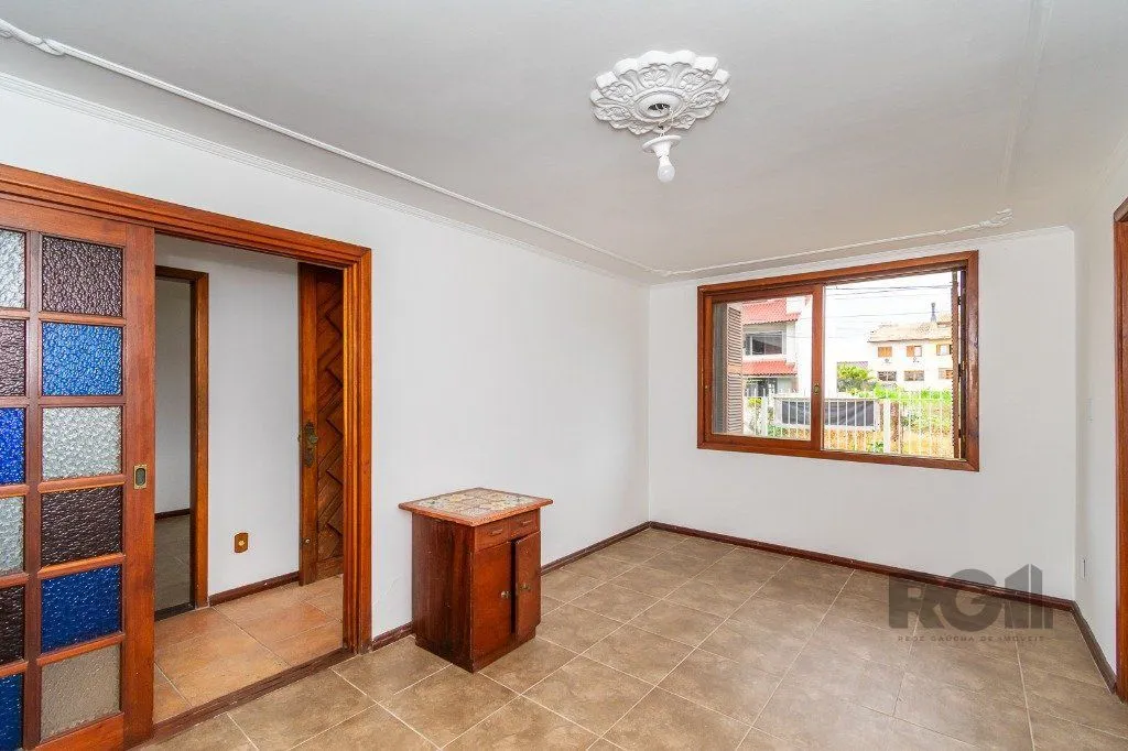 Imagem Casa no Jardim Itu com 6 dormitórios e 2 vagas e piscina
