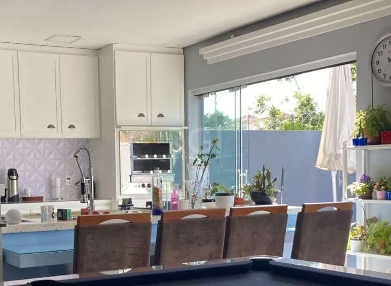 Imagem Casa Condominio para Venda - 164.15m², 3 dormitórios, sendo 1 suites, 2 vagas - Sarandí