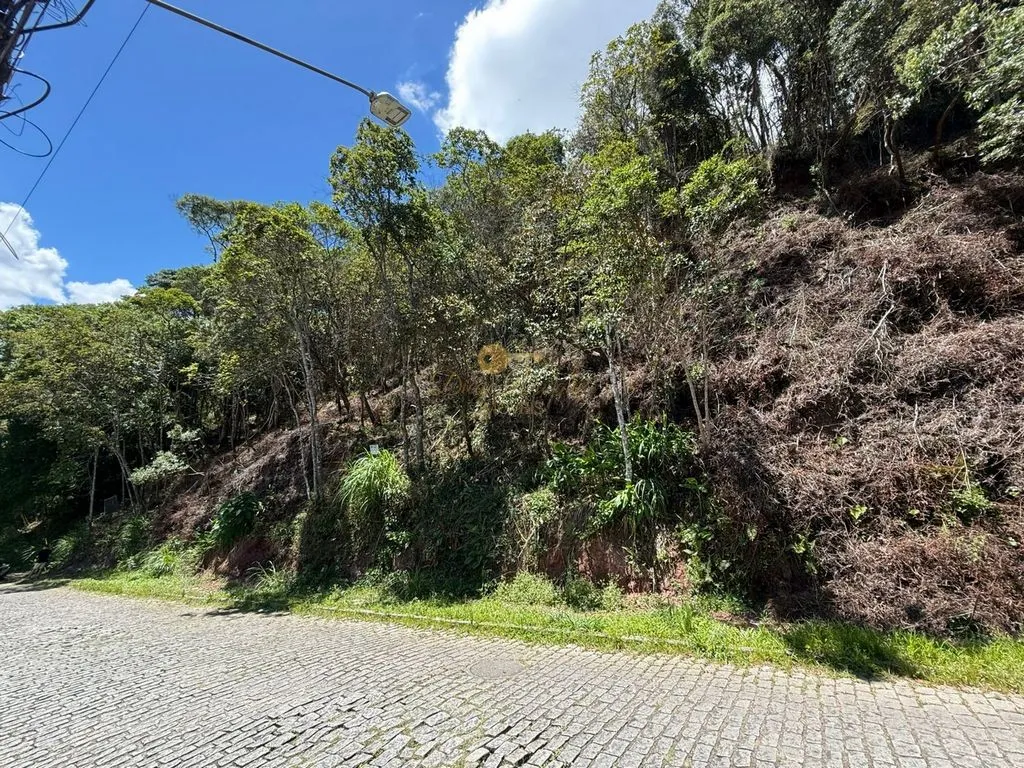 Imagem Terreno para Venda em Teresópolis / RJ no bairro Várzea