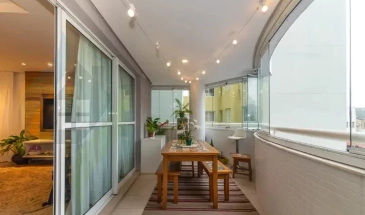 Imagem Apartamento de 3 dormitórios sendo 3 suítes, 4 banheiros, 3 vagas, com 145m² em Rudge Ramos, São Bernardo do Campo