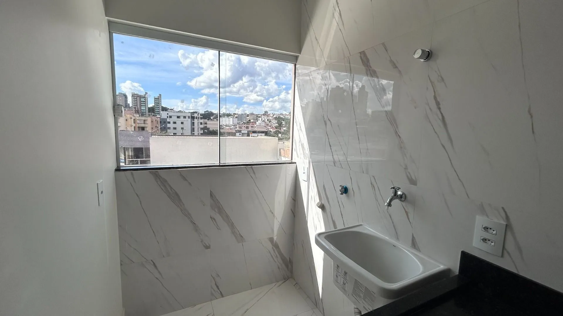 Imagem Apartamento à venda, 64 m² por R$ 300.000,00 - Antônio Caixeta - Patos de Minas/MG