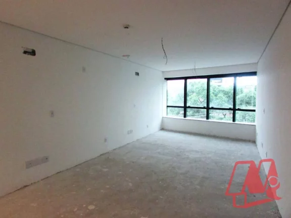 Imagem No bairro Higienópolis, conjunto comercial com 94,00 m² com terraço e vaga.