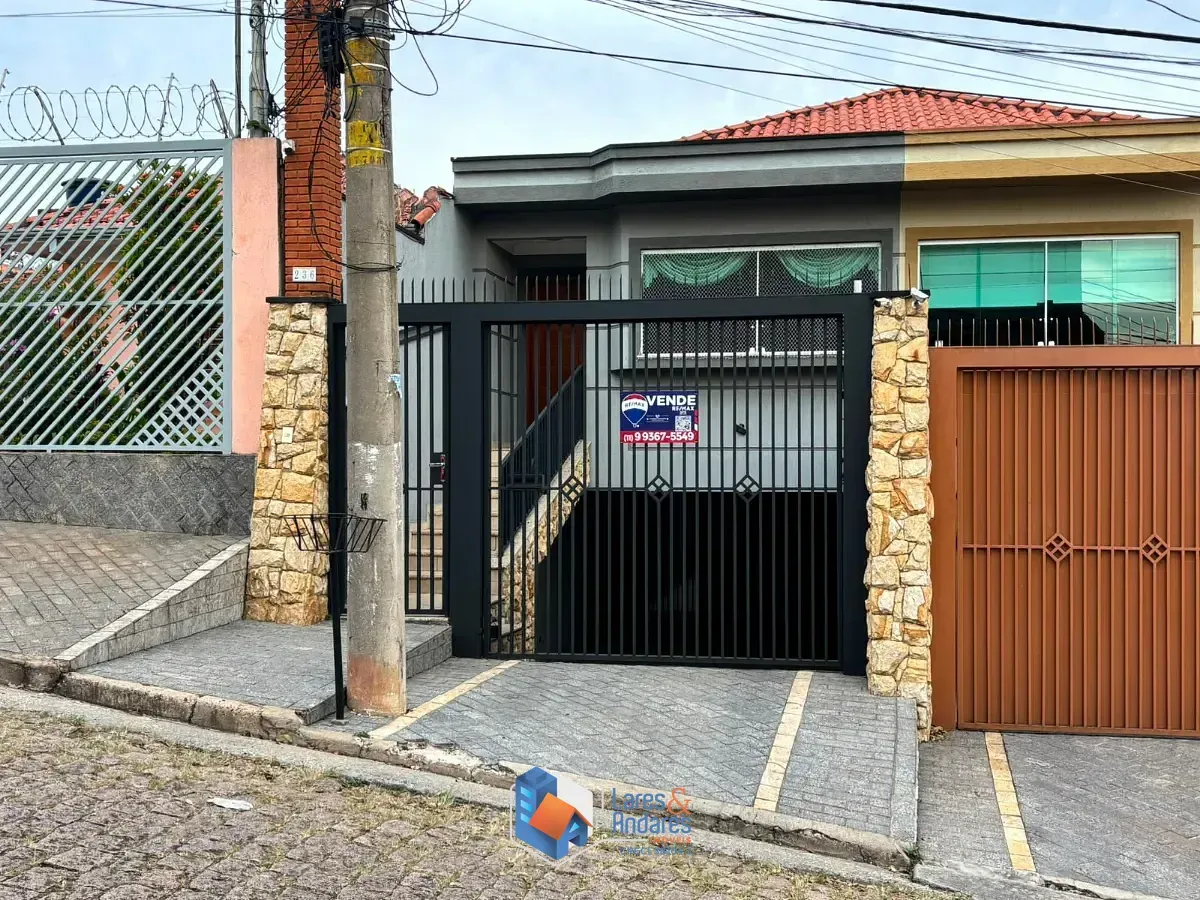 Imagem Sobrado para venda em Jardim Mangalot com 3 quartos, sendo 1 suíte, 193m²