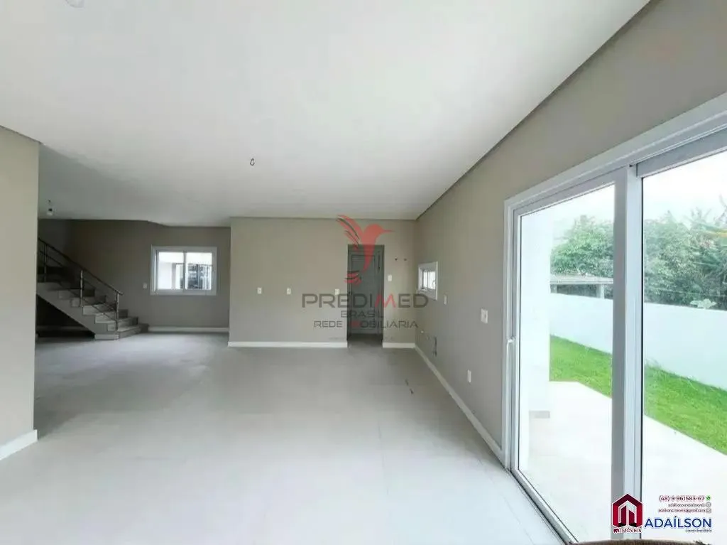 Imagem *Casa com 3 Dormitórios à venda,199 m² por R$ 1.850.000 - Daniela - Florianópolis/SCBrasil