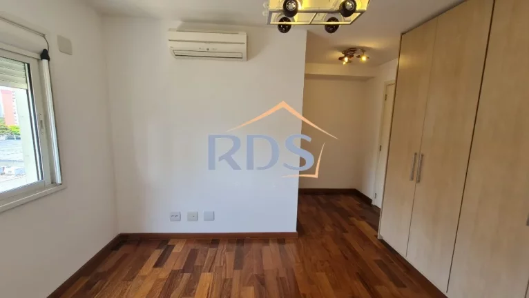 Imagem Vende cobertura duplex, 510m², 04 suítes, 03 salas - 06 banheiros, piscina privativa e 5 vagas