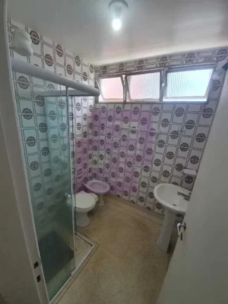 Imagem Tombo, excelente localização calçadão !!!