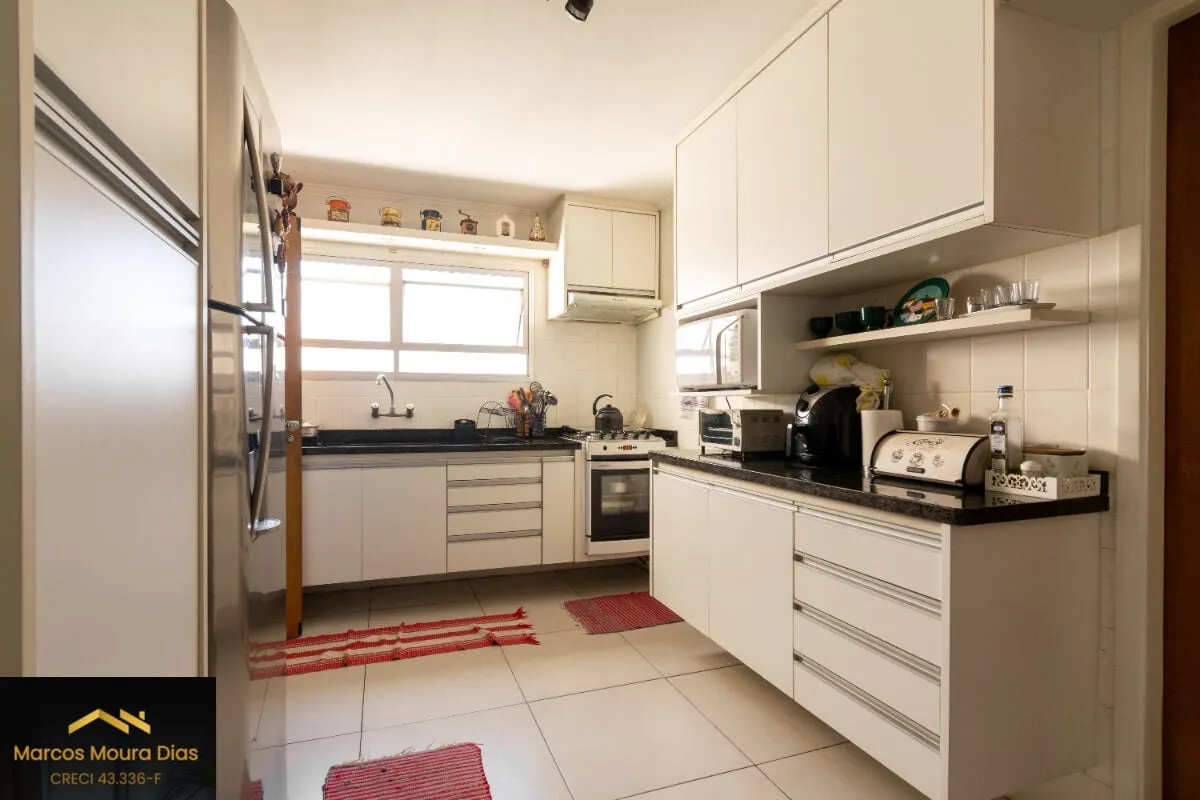 Imagem Apartamento com 94 m², 2 Dorm ( 1 suíte), Varanda, 1 Vaga , Edifício com Churrasqueira