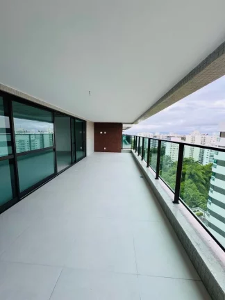 Imagem A 5ª Avenida Imóveis selecionou essa exclusiva unidade no Mansão Bellagio no cobiçado Alphaville Salvador 1: 4 suítes c/ 203,00m² andar alto 4 vagas
