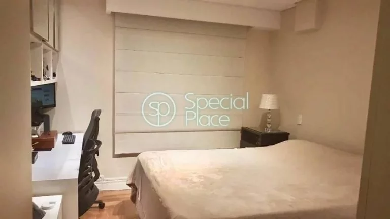 Imagem Apartamento com 204m², andar alto em Moema Índios. Ensolarado, sala ampla integrada a varanda gour...