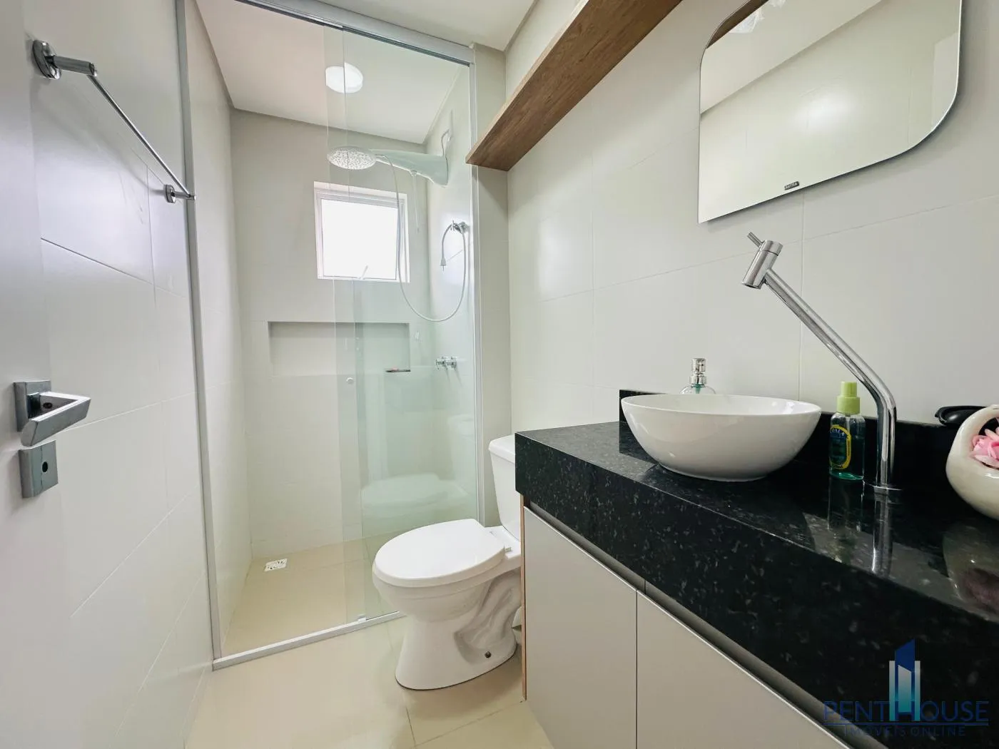 Imagem Apartamento Zona Central para Venda em Camboriú, CENTRO, 2 dormitórios, 1 suíte, 2 banheiros, 2 vagas