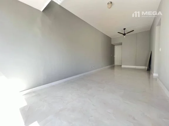 Imagem Apartamento com 2 dormitórios à venda, 75 m² por R$ 750.000,00 - Praia da Costa - Vila Velha/ES