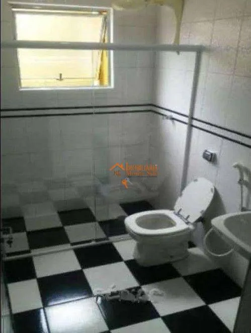 Imagem Sobrado com 2 dormitórios à venda, 150 m² por R$ 795.000,00 - Vila Galvão - Guarulhos/SP