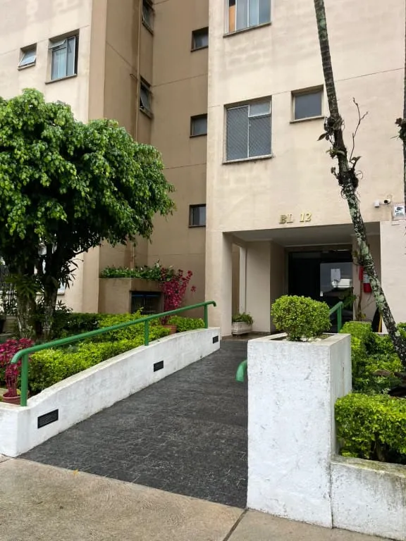 Imagem VENDO EXCELENTE APARTAMENTO NO BAIRRO VILA EMIR!