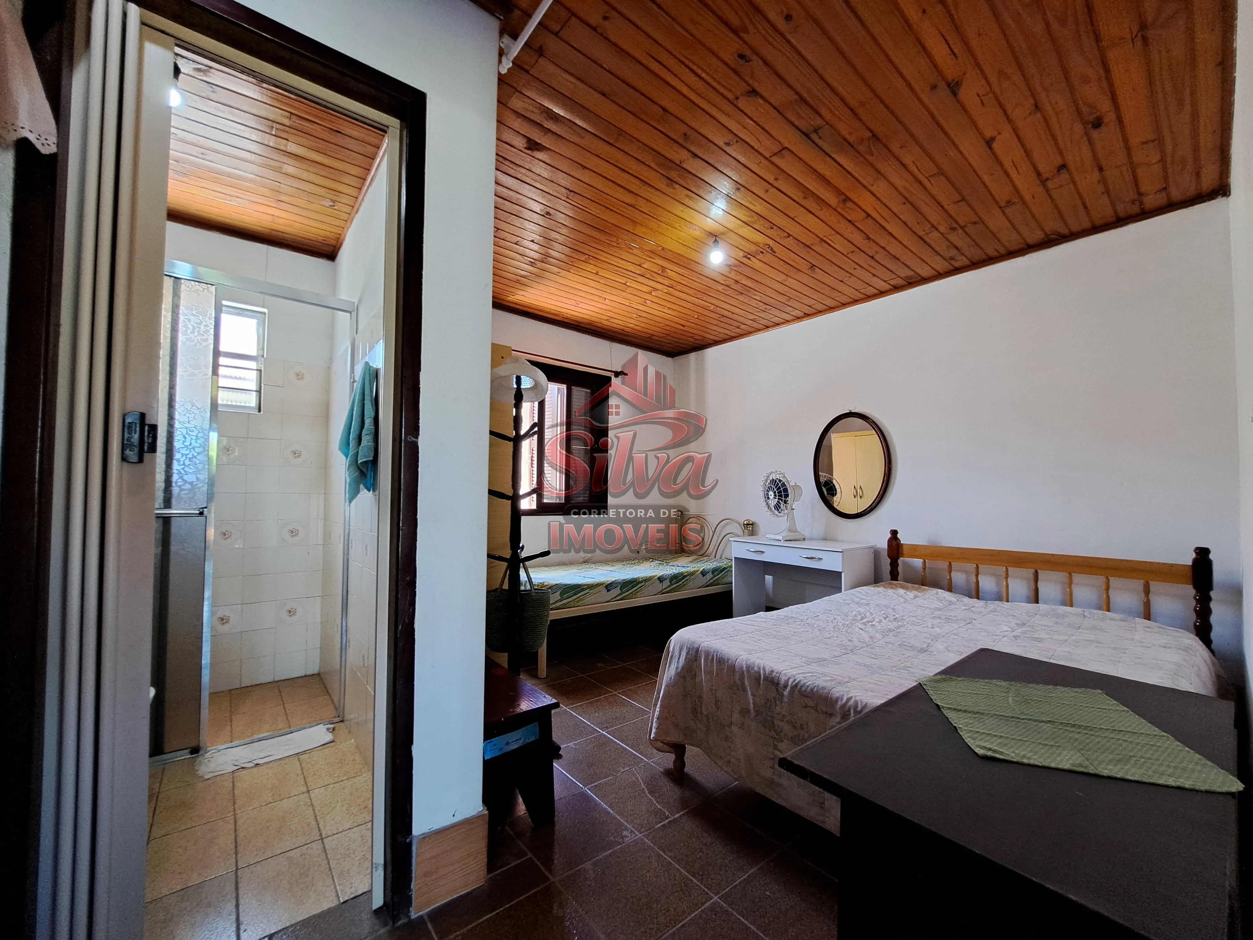 Imagem Casa 2 dormitórios (2 suítes) a 600m do mar no Mariluz