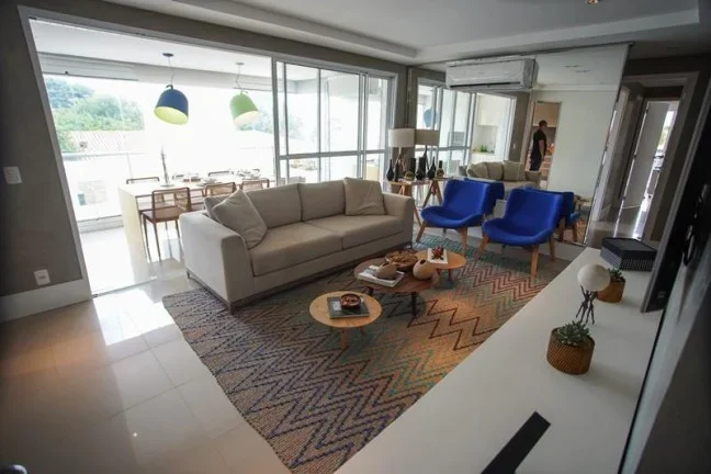 Imagem Apartamento 3 dormitórios para Venda em Teresina, Horto, 3 dormitórios, 3 suítes, 5 banheiros, 2 vagas