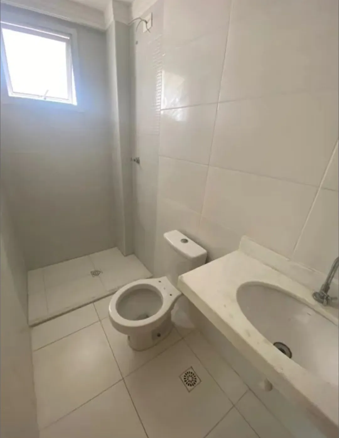 Imagem Espaçoso Apartamento na Praia Grande - AVIAÇÃO - NOVO
