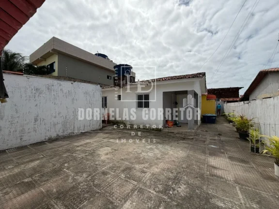 Imagem Casa à Venda na Ilha de Itamaracá com Quintal Amplo