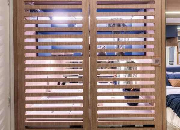 Imagem Apartamento com varanda e lazer completo a apenas 200 metros da estação Adolfo Pinheiro do Metrô.