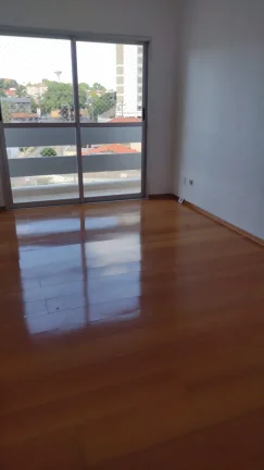 Imagem Apartamento com sacada e vista livre no Condomínio Residencial Arco Íris